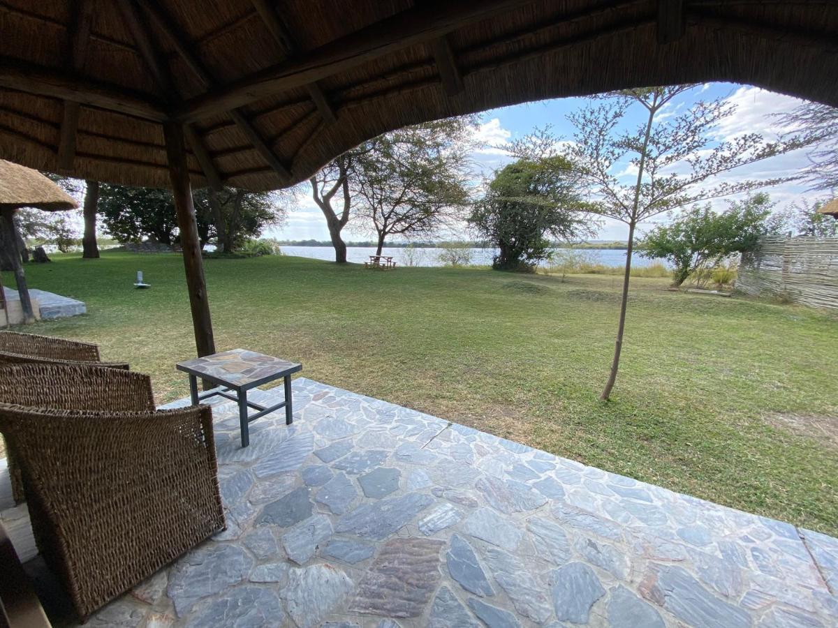 Big 5 Toro Lodge Kasane Exterior foto